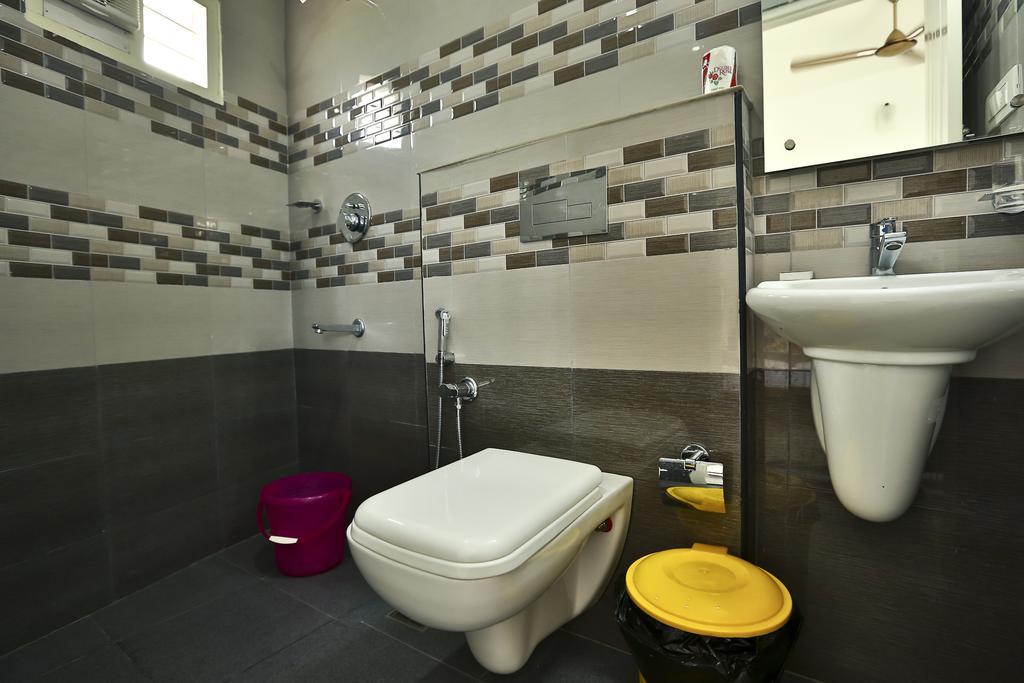 Aaron'S Homestay Kochi ภายนอก รูปภาพ
